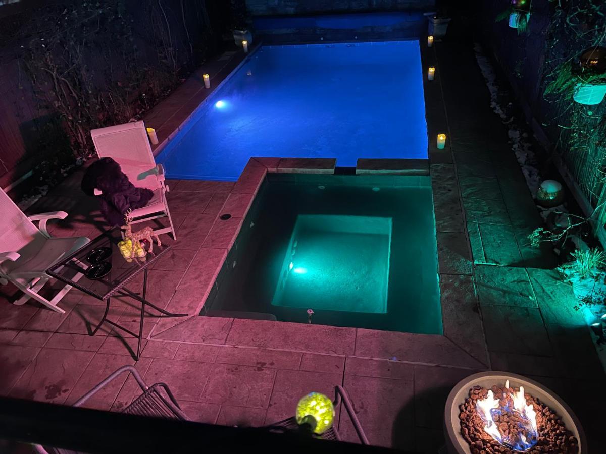 Superb Beach Home:Heated Pool-Hot Tub Open 365Days Toronto Exterior foto